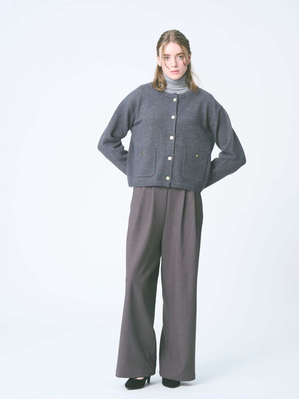 モデル: 169cm 着用サイズ: F