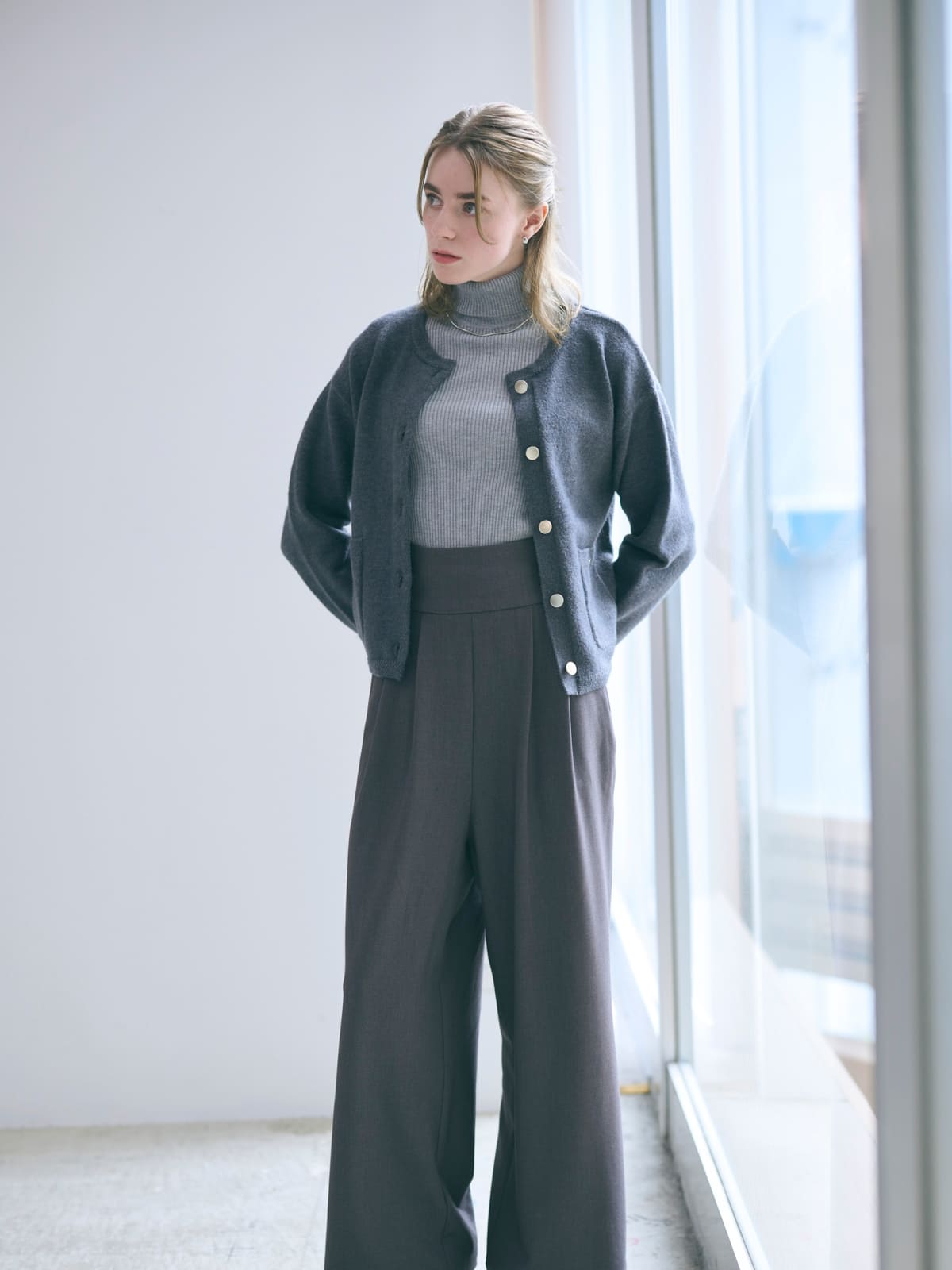 モデル: 169cm 着用サイズ: F