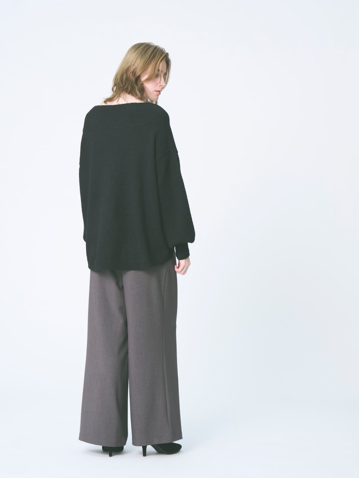 モデル: 169cm 着用サイズ: F