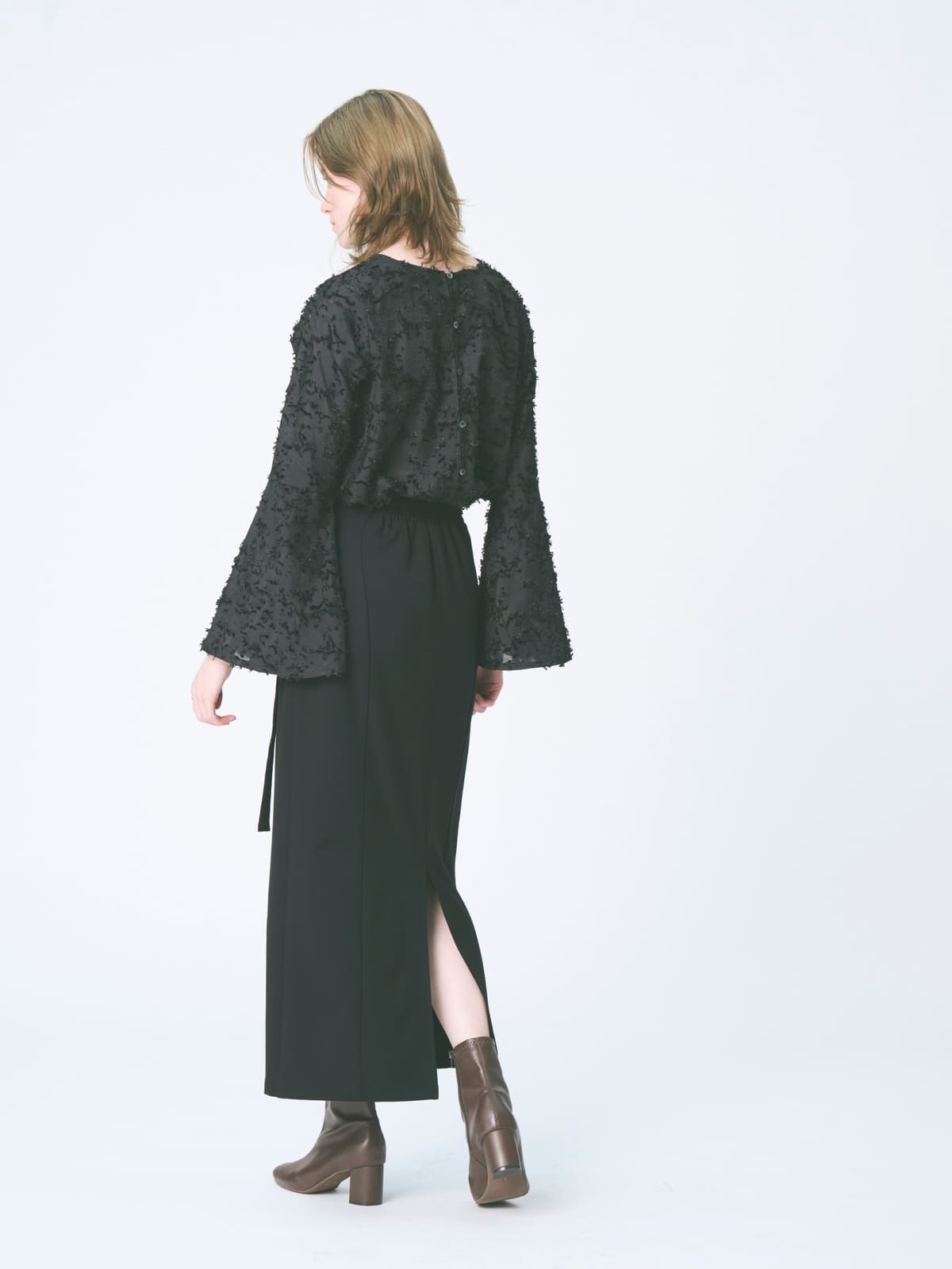 モデル: 169cm 着用サイズ: M