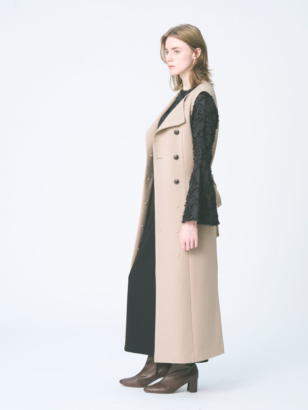 モデル: 169cm 着用サイズ: F