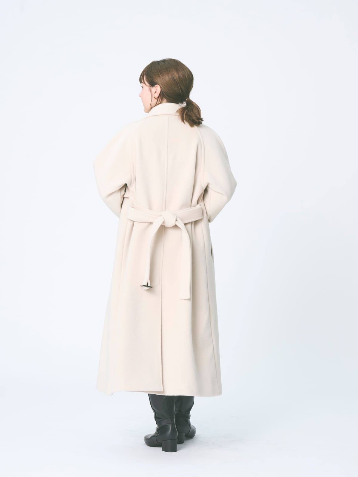 モデル: 160cm 着用サイズ: F