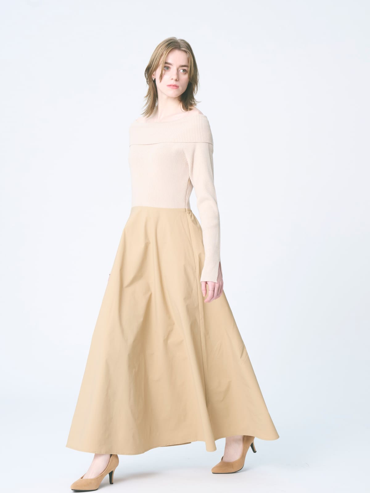 モデル: 169cm 着用サイズ: F