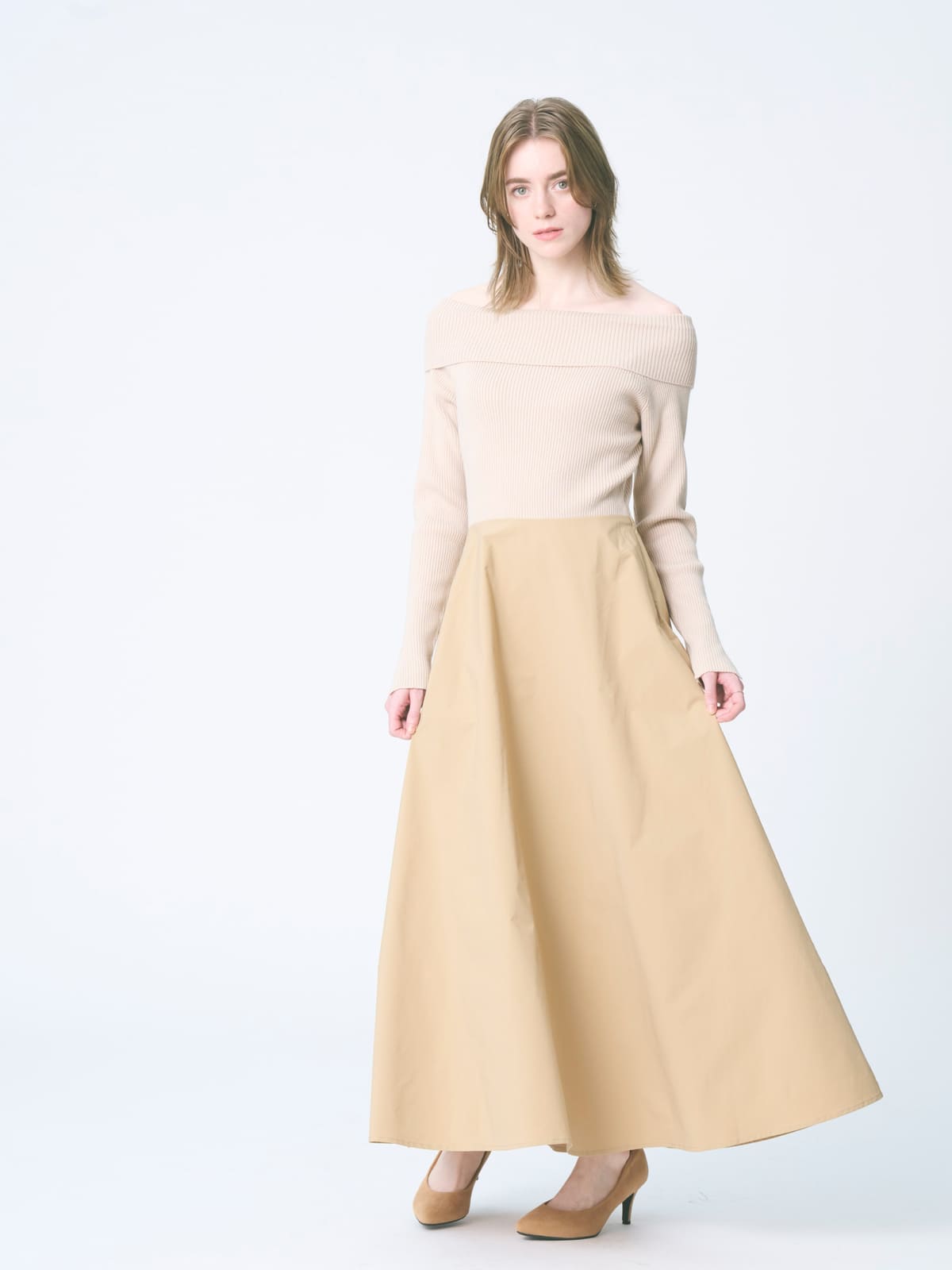 モデル: 169cm 着用サイズ: F