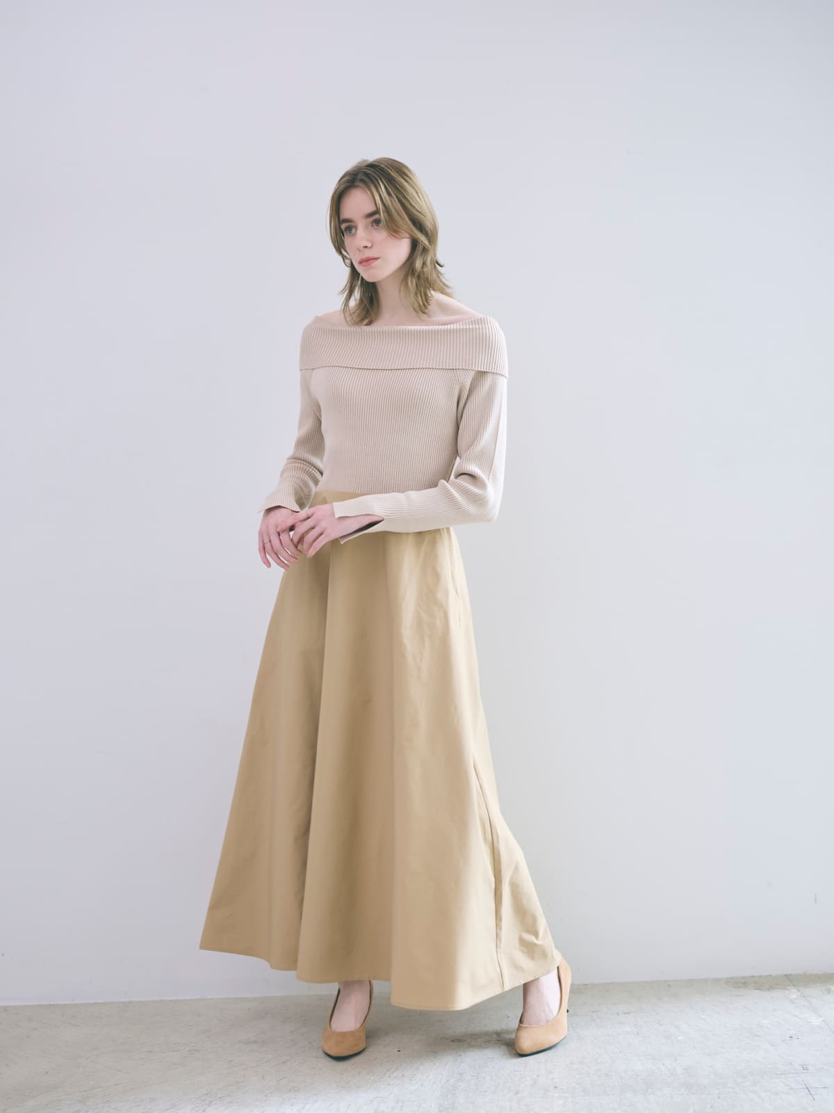 モデル: 169cm 着用サイズ: F